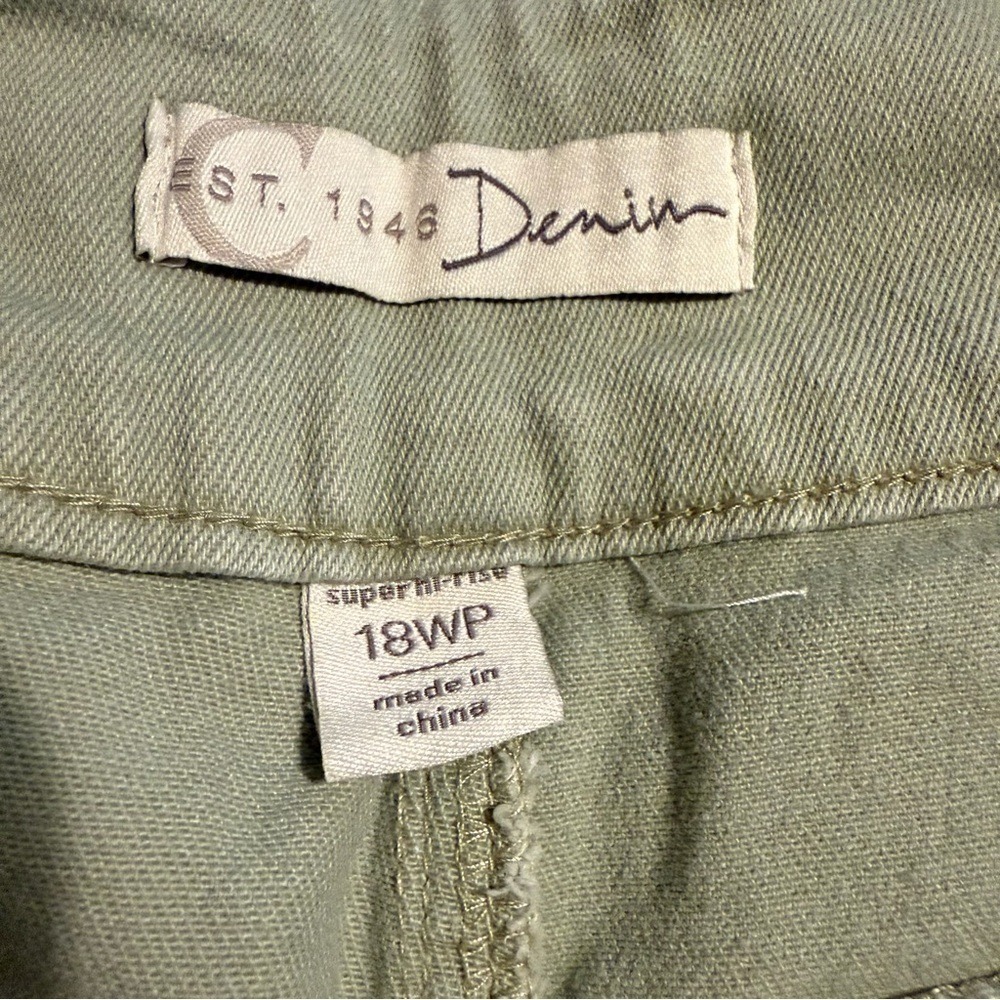 Est. 1946 Denim Sage Green Super Hi-Rise Flare Distressed Jeans 18WP Fringe Hem - Picture 5 of 13